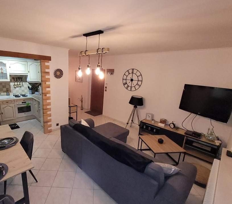 Appartement Cosy Style Industriel Bourges Exterior photo